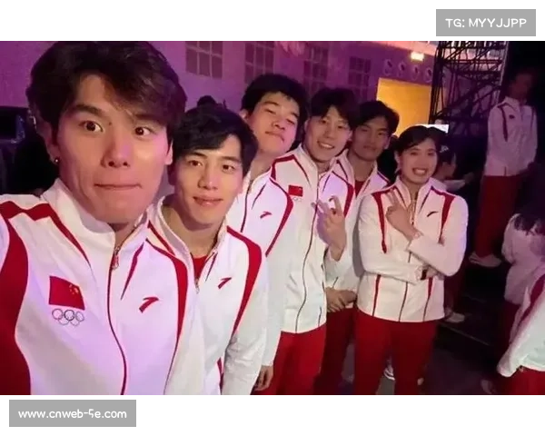 男子100米蝶泳王长浩、陈俊儿、孙佳俊上演三国杀